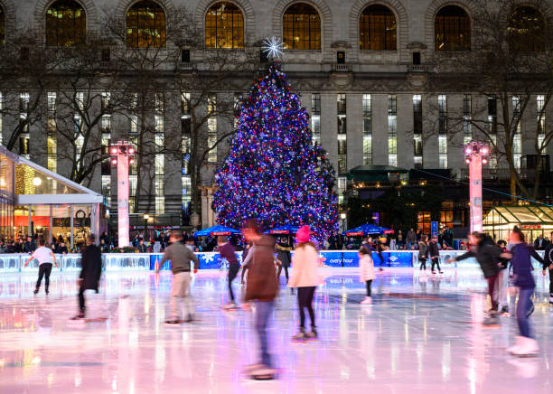 An image of people ice skating having fun.
